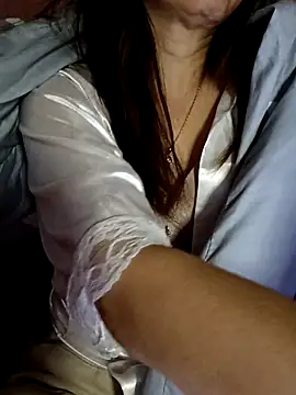 Snapshot of Jonaa99 chatting on 11/24/25, 04:07 Jonaa99 online show from 11/24/25, 04:07