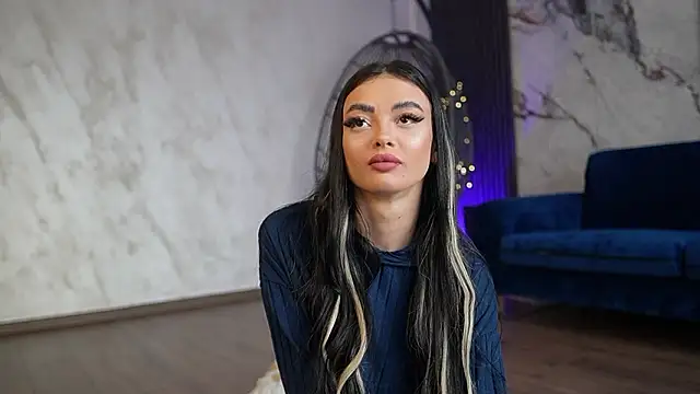 Snapshot of RachelRavee chatting on 03/24/26, 05:12 RachelRavee online show from 03/24/26, 05:12