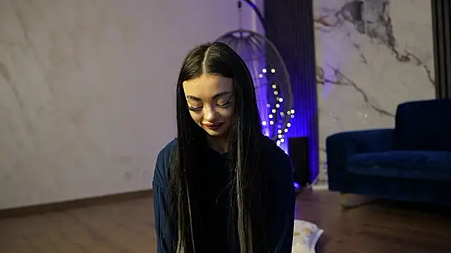 Snapshot of RachelRavee chatting on 03/30/26, 04:13 RachelRavee online show from 03/30/26, 04:13