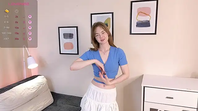 Snapshot of Judi_Mendoz chatting on 12/19/25, 08:38 Judi Mendoz online show from 12/19/25, 08:38