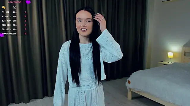 Snapshot of RonnieSchmertz chatting on 12/05/25, 06:04 RonnieSchmertz online show from 12/05/25, 06:04