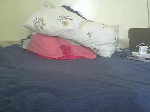 pink1000 online show from 11/29/25, 06:27