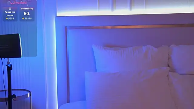 Snapshot of BettyLeen chatting on 04/14/26, 03:56 BettyLeen online show from 04/14/26, 03:56