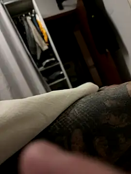 Snapshot of Sexy-feet78 chatting on 11/27/25, 12:02 Sexy-feet78 online show from 11/27/25, 12:02