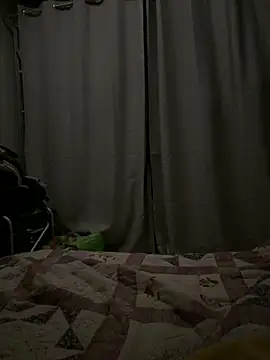 Snapshot of Sexy-feet78 chatting on 12/14/25, 10:25 Sexy-feet78 online show from 12/14/25, 10:25