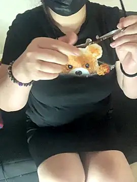 xx miki moon xx online show from 10/19/25, 11:49