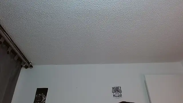 hot teo  online show from 12/17/25, 09:48