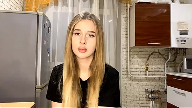 Snapshot of RosalindSherlock chatting on 10/16/25, 08:10 RosalindSherlock online show from 10/16/25, 08:10