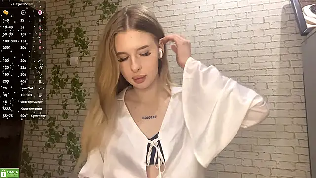 Snapshot of RosalindSherlock chatting on 11/07/25, 08:31 RosalindSherlock online show from 11/07/25, 08:31