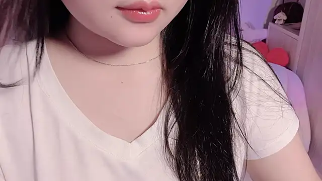 Snapshot of BeChinh_Lee chatting on 05/18/26, 02:12 BeChinh Lee online show from 05/18/26, 02:12