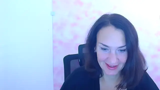 Rosie Rosee online show from 12/19/25, 06:31