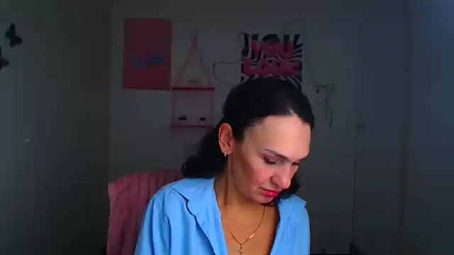 Snapshot of Rosie_Rosee chatting on 03/30/26, 11:33 Rosie Rosee online show from 03/30/26, 11:33