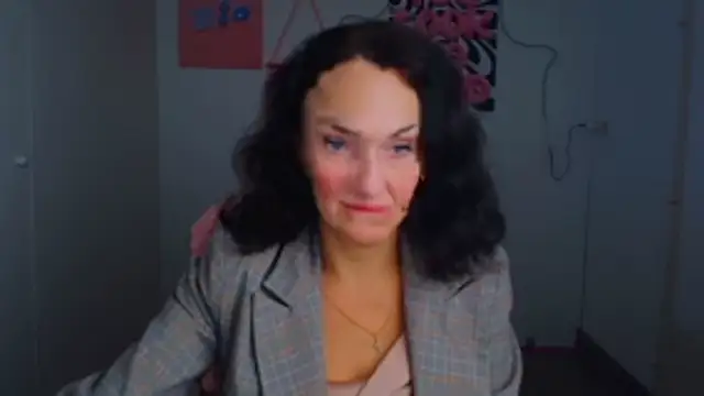 Snapshot of Rosie_Rosee chatting on 04/08/26, 11:21 Rosie Rosee online show from 04/08/26, 11:21