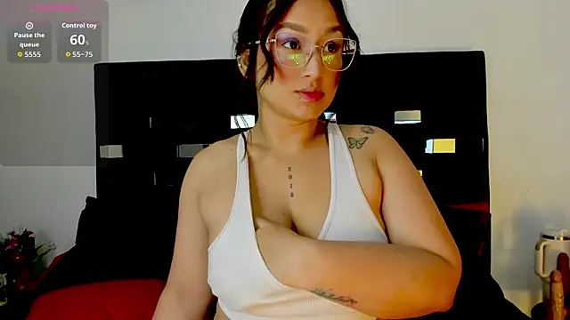 SussySunny  online show from 10/20/25, 02:01