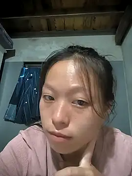 Snapshot of Zerin_nova chatting on 10/19/25, 12:06 Zerin nova online show from 10/19/25, 12:06