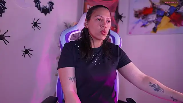 Cielo Andrade online show from 10/18/25, 12:35