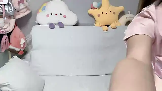 xiaoguaiss online show from 10/22/25, 05:13