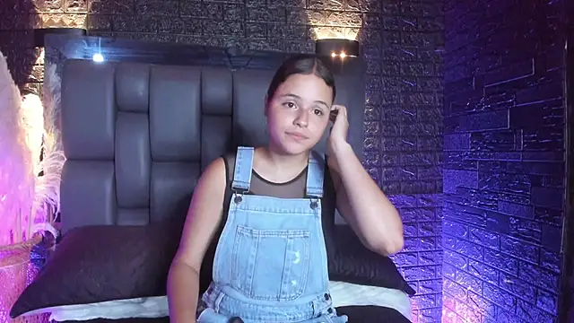 Maraa Rivera online show from 10/20/25, 07:14