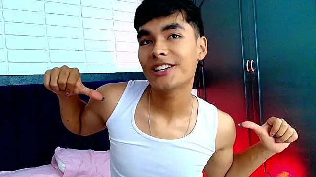 AngelduzZzt online show from 10/21/25, 12:50