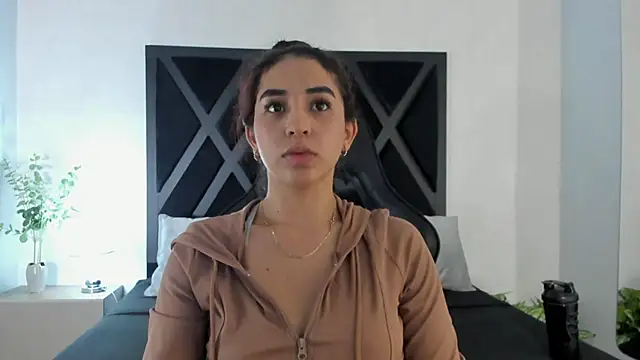 Snapshot of Vittoria_Conti_ chatting on 06/30/26, 05:36 Vittoria Conti online show from 06/30/26, 05:36