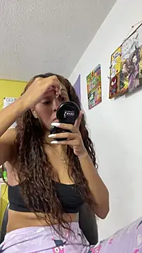 Snapshot of thepicis chatting on 04/10/26, 12:16 thepicis online show from 04/10/26, 12:16