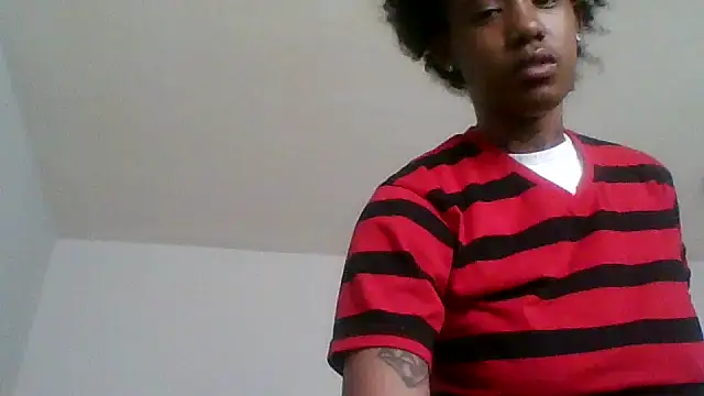 Snapshot of dezzidavill chatting on 04/10/26, 12:43 dezzidavill online show from 04/10/26, 12:43