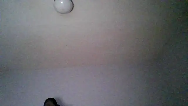 Snapshot of dezzidavill chatting on 05/09/26, 02:39 dezzidavill online show from 05/09/26, 02:39