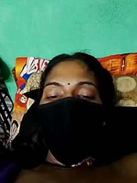 nainshilodhi28 online show from 11/11/25, 07:47