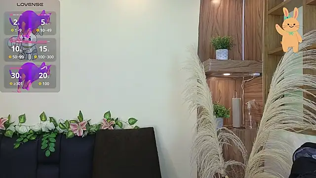 Mary rabbit online show from 10/12/25, 12:59