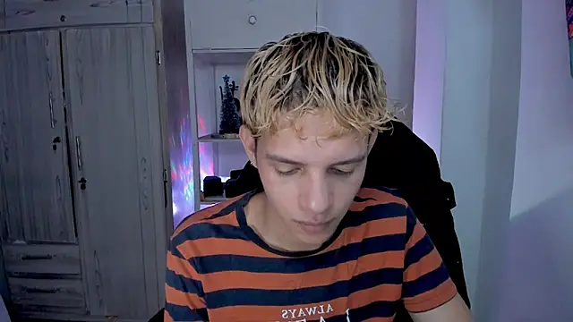 tylernova online show from 01/15/26, 03:33