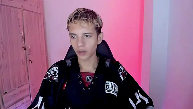 tylernova online show from 02/12/26, 03:12