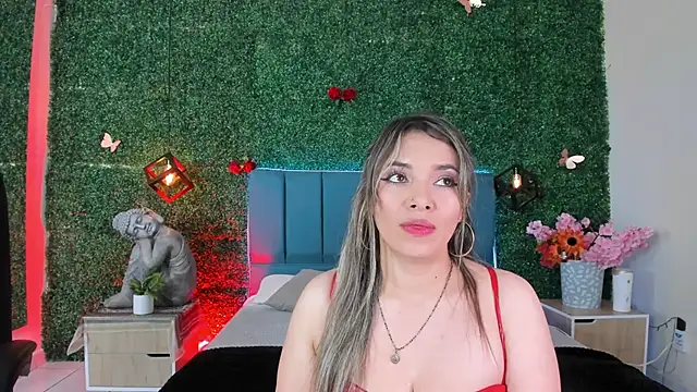 Kiaraa88 online show from 06/11/26, 07:56