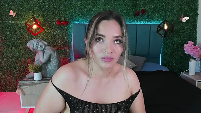 Kiaraa88 online show from 07/16/26, 08:37