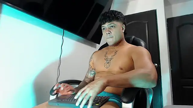 Boyhot 00 online show from 10/31/25, 04:13