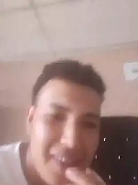 Snapshot of camilo44467 chatting on 10/10/25, 04:50 camilo44467 online show from 10/10/25, 04:50