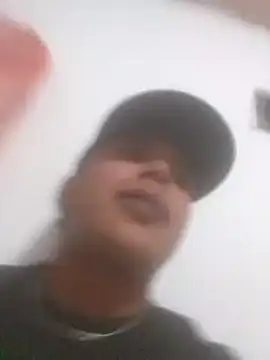 Snapshot of camilo44467 chatting on 10/18/25, 01:52 camilo44467 online show from 10/18/25, 01:52