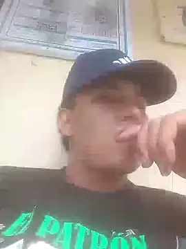 Snapshot of camilo44467 chatting on 10/22/25, 09:14 camilo44467 online show from 10/22/25, 09:14