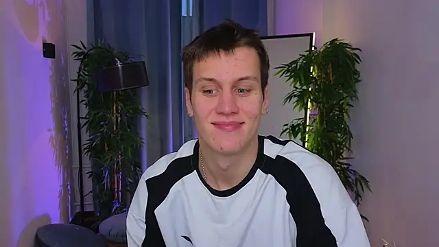 hun1er steele online show from 10/16/25, 01:12