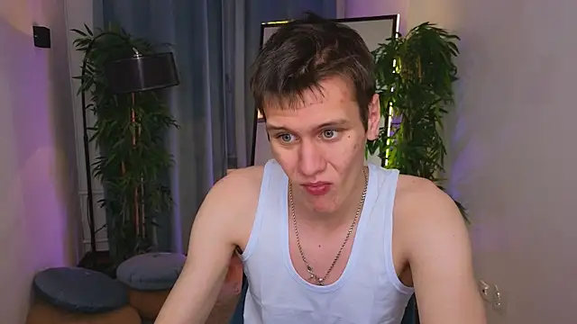 hun1er steele online show from 10/19/25, 04:07