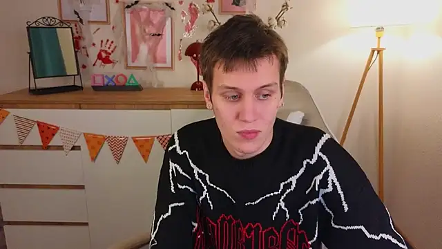 hun1er steele online show from 10/26/25, 04:13