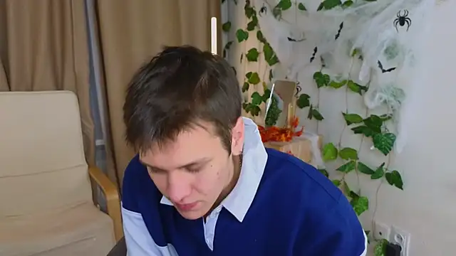 hun1er steele online show from 10/31/25, 02:29