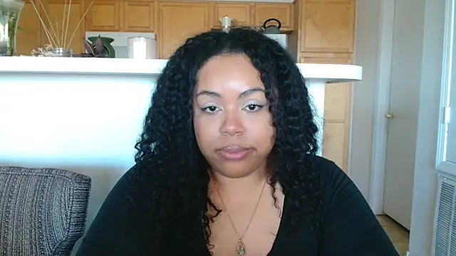 Snapshot of KalaniRose chatting on 10/18/25, 12:24 KalaniRose online show from 10/18/25, 12:24