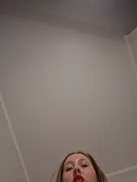 CandiceKingzz online show from 10/26/25, 01:00