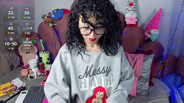 CHIARAJJONES online show from 01/07/26, 12:29