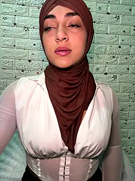 CelestSkyy online show from 12/20/25, 03:57