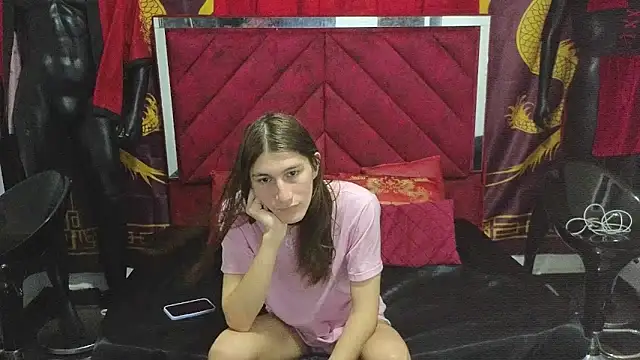 Snapshot of Pride_couple chatting on 10/20/25, 11:27 Pride couple online show from 10/20/25, 11:27