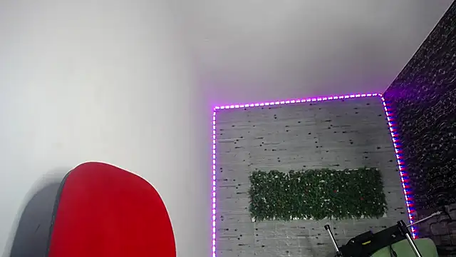 Snapshot of celeste_solis chatting on 10/25/25, 08:03 celeste solis online show from 10/25/25, 08:03