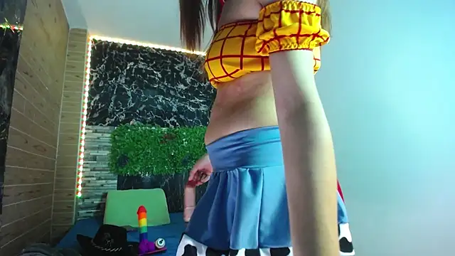 Snapshot of celeste_solis chatting on 10/31/25, 09:21 celeste solis online show from 10/31/25, 09:21