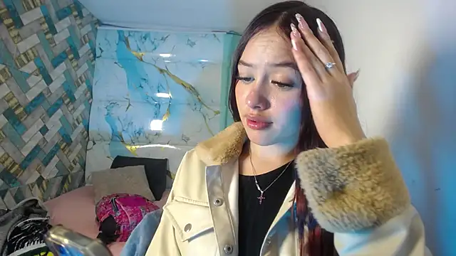 Snapshot of celeste_solis chatting on 11/18/25, 04:06 celeste solis online show from 11/18/25, 04:06