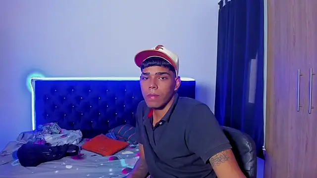 Snapshot of elias_ford chatting on 11/09/25, 03:54 elias ford online show from 11/09/25, 03:54